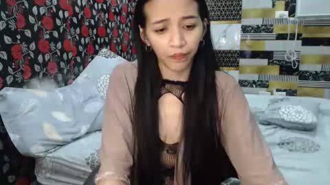 Alondra  online show from January 14, 2025, 6:24 am