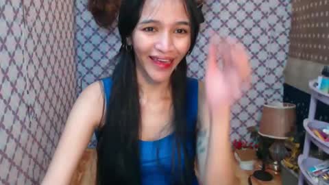 Alondra  online show from October 22, 2025, 3:12 pm