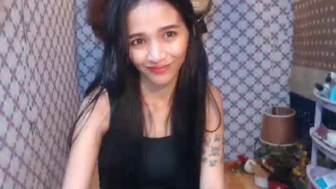 Alondra  online show from October 26, 2025, 2:56 pm
