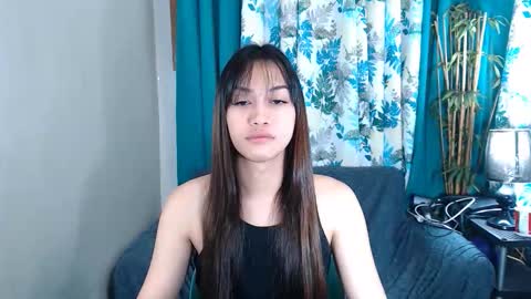 Alondra online show from April 12, 2026, 8:58 pm