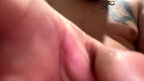 Snapshot of alonsoj0893 chatting on September 16, 2025, 12:22 am alonsoj0893 online show from September 16, 2025, 12:22 am