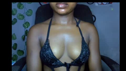 Snapshot of alosexy_bae chatting on May 6, 2026, 6:52 am alo online show from May 6, 2026, 6:52 am