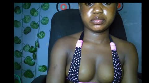 Snapshot of alosexy_bae chatting on May 17, 2026, 8:38 pm alo online show from May 17, 2026, 8:38 pm