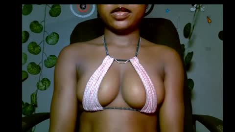 Snapshot of alosexy_bae chatting on May 25, 2026, 3:40 pm alo online show from May 25, 2026, 3:40 pm