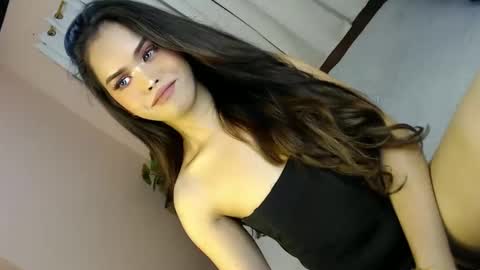 Snapshot of alove_too_last chatting on February 1, 2025, 3:07 pm LEXY online show from February 1, 2025, 3:07 pm