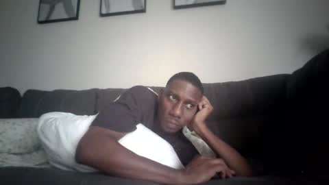 Snapshot of aloysiuz chatting on June 11, 2026, 11:19 am Aloysius online show from June 11, 2026, 11:19 am