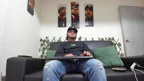 alpha_cash online show from February 20, 2026, 4:31 am