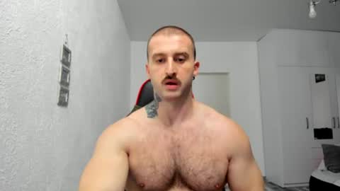 MuscleGod online show from July 13, 2026, 11:51 pm