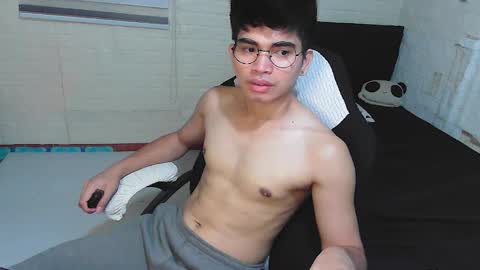 Angelo online show from February 17, 2026, 2:52 am