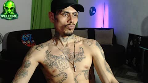 Snapshot of alpha_zom chatting on May 13, 2026, 4:10 am Alpha Zom online show from May 13, 2026, 4:10 am