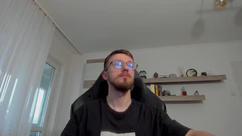 Andi online show from November 18, 2025, 12:09 pm