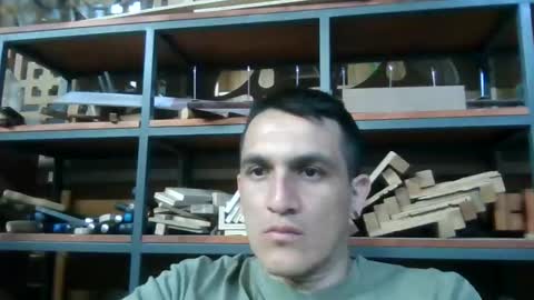 Snapshot of alphadesire69 chatting on September 15, 2025, 11:32 am AlphaDesire69 online show from September 15, 2025, 11:32 am