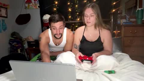 alphadomcole online show from December 3, 2025, 4:53 am