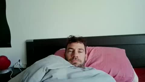 Snapshot of alphah_hunk chatting on November 23, 2025, 9:20 am alphah_hunk online show from November 23, 2025, 9:20 am