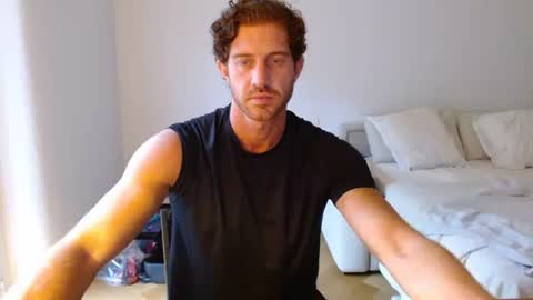 alphahung23 online show from October 21, 2025, 8:48 am