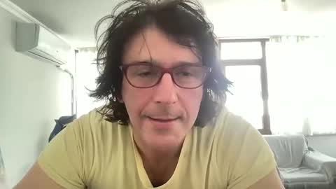 AlphAndre online show from February 4, 2025, 10:10 am