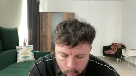 Jhonny online show from March 3, 2025, 7:43 am