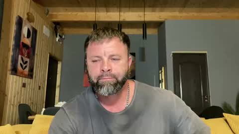Jhonny online show from July 8, 2026, 2:49 am