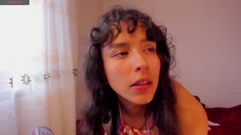 Snapshot of aluna_0310 chatting on December 26, 2024, 9:04 pm . . online show from December 26, 2024, 9:04 pm