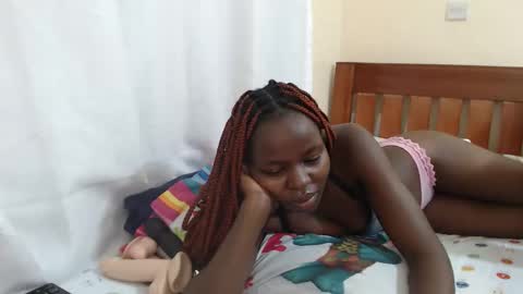 Snapshot of alvine_keji chatting on April 12, 2026, 1:32 am Alvine keji online show from April 12, 2026, 1:32 am