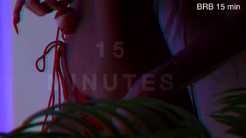 Snapshot of alvuwka chatting on February 21, 2026, 2:18 pm Alvuwka online show from February 21, 2026, 2:18 pm