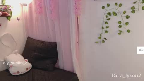 Im back 3 follow me on instagram  na misuan online show from November 6, 2025, 4:24 am