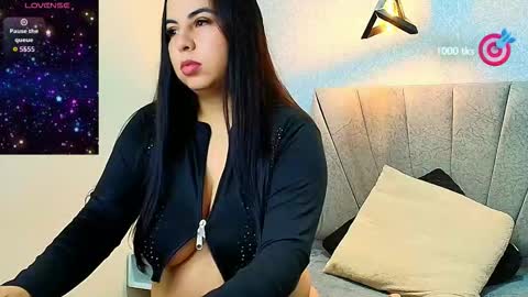   A L Y  online show from November 7, 2025, 11:32 am