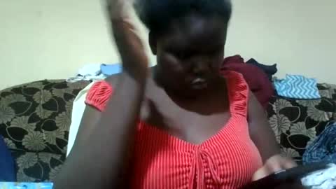 Snapshot of alyabeiby chatting on June 28, 2026, 9:43 pm alyabeiby online show from June 28, 2026, 9:43 pm