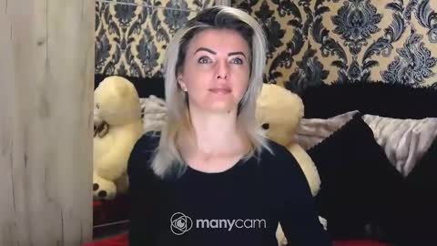 Snapshot of alyblonde chatting on January 24, 2025, 8:55 am aly online show from January 24, 2025, 8:55 am