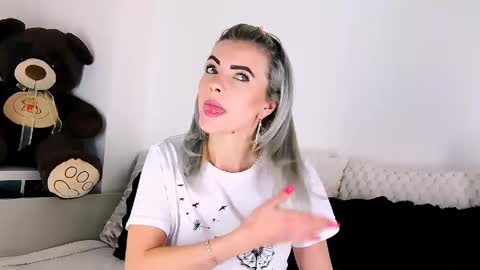 aly online show from April 26, 2026, 9:40 am