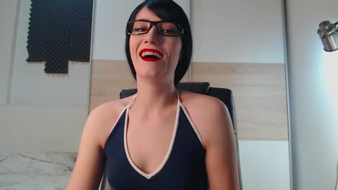 Snapshot of alycetn chatting on January 14, 2026, 12:55 pm Alice online show from January 14, 2026, 12:55 pm