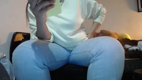 Alyn Maria online show from March 29, 2026, 2:22 am