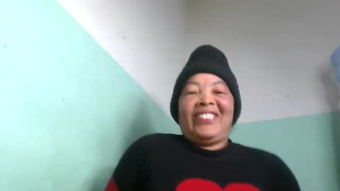 Snapshot of alypierette chatting on June 9, 2026, 5:30 am alypierette online show from June 9, 2026, 5:30 am
