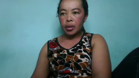 Snapshot of alypierette chatting on June 18, 2026, 6:24 am alypierette online show from June 18, 2026, 6:24 am