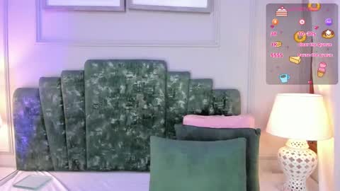 Snapshot of alys_baker chatting on February 16, 2025, 9:15 am Alys online show from February 16, 2025, 9:15 am