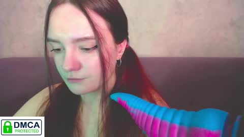 Alyssa online show from October 8, 2025, 10:02 am