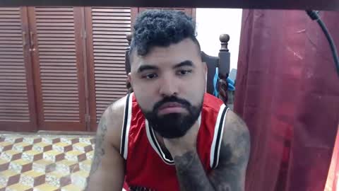 alz_hunter online show from September 27, 2025, 1:49 pm