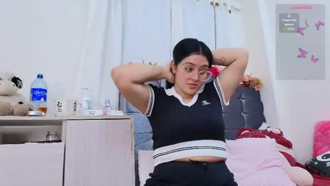 Snapshot of amabella_w chatting on June 9, 2026, 11:38 pm Isabella online show from June 9, 2026, 11:38 pm