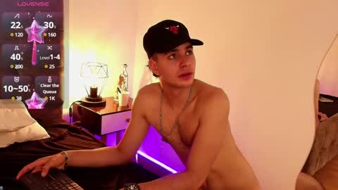 Amadeo Wild online show from December 2, 2024, 5:04 pm