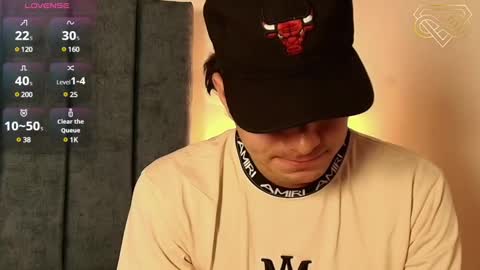 Amadeo Wild online show from December 31, 2024, 6:46 pm