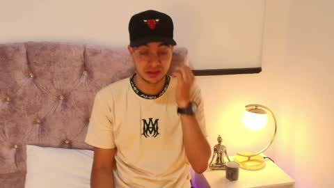 Amadeo Wild online show from January 12, 2025, 12:01 pm