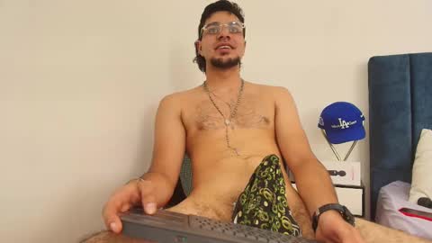 Amadeo Wild online show from March 9, 2025, 5:28 pm