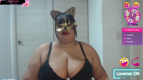 amaia_char online show from April 11, 2026, 1:21 am