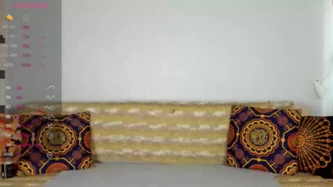 Snapshot of amalia_mio chatting on October 27, 2025, 8:07 am Amalia online show from October 27, 2025, 8:07 am