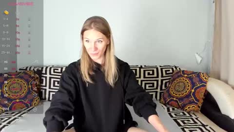 Snapshot of amalia_mio chatting on November 14, 2025, 9:52 am Amalia online show from November 14, 2025, 9:52 am