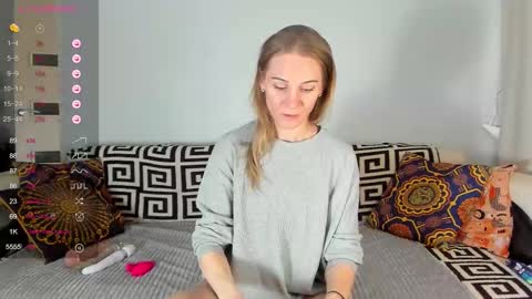 Snapshot of amalia_mio chatting on February 23, 2026, 8:55 am Amalia online show from February 23, 2026, 8:55 am