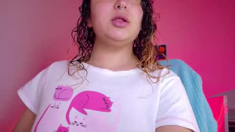 Amalia Im Back See you soon this January 7 at 10 pm Colombia time online show from March 14, 2026, 11:54 pm