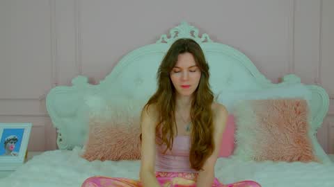 AmaliaLima online show from April 2, 2026, 4:54 am