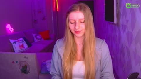 Snapshot of amaliaqueen999 chatting on January 12, 2025, 1:27 pm Amalia online show from January 12, 2025, 1:27 pm