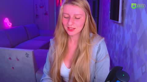 Snapshot of amaliaqueen999 chatting on November 7, 2025, 1:55 pm Amalia online show from November 7, 2025, 1:55 pm